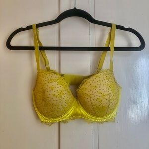 Victoria’s Secret Bra